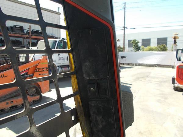 Bobcat S76, dovoz USA — foto 12 z 12