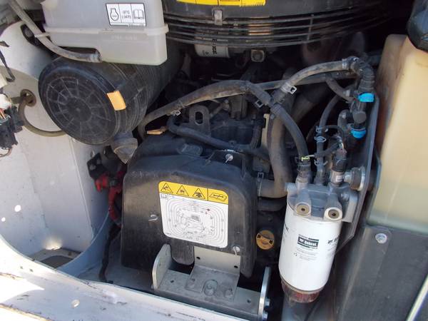 Bobcat S76, dovoz USA — foto 5 z 12