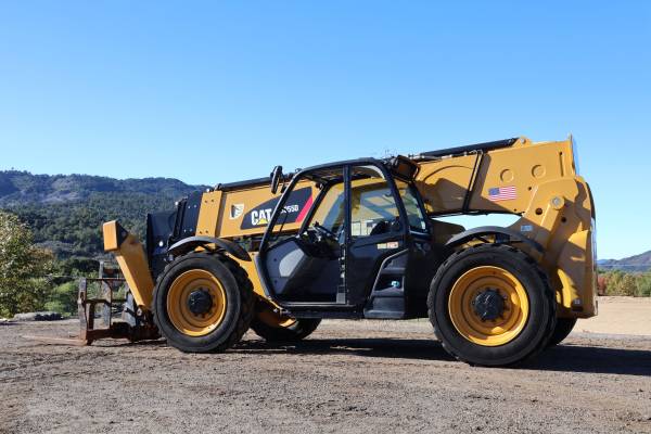 Caterpillar 1055D, dovoz USA — foto 2 z 4