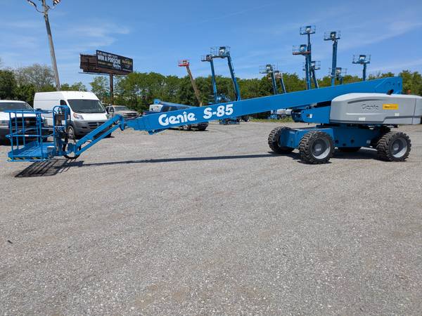 Genie S-85, dovoz USA — foto 2 z 12