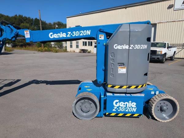 2012 Genie, dovoz USA — foto 2 z 12