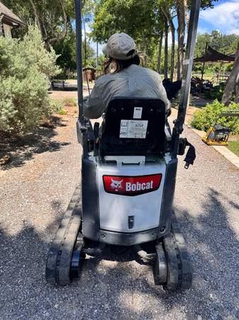 Bobcat E10, dovoz USA — foto 6 z 9