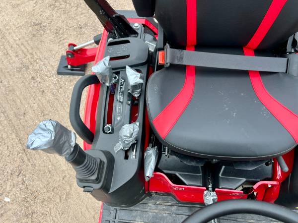 MAHINDRA, dovoz USA — foto 10 z 12