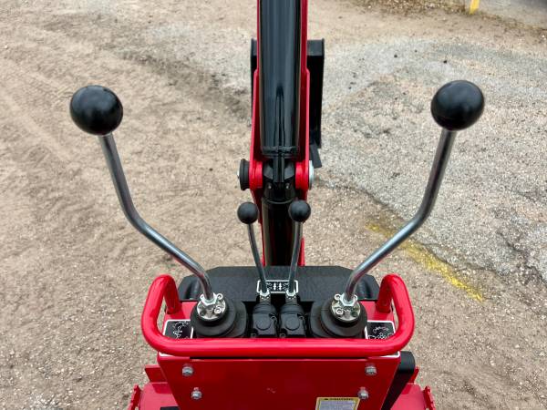 MAHINDRA, dovoz USA — foto 3 z 12