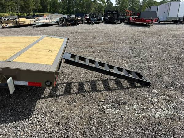 Bobcat LOAD, dovoz USA — foto 12 z 12