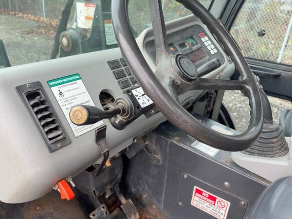 Bobcat 4WD, dovoz USA — foto 5 z 5