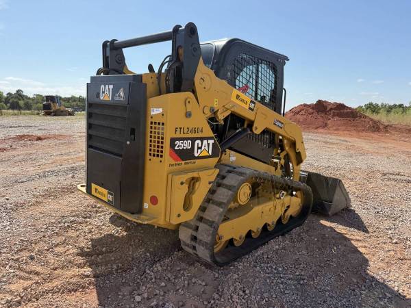 Caterpillar 259D, dovoz USA — foto 7 z 12