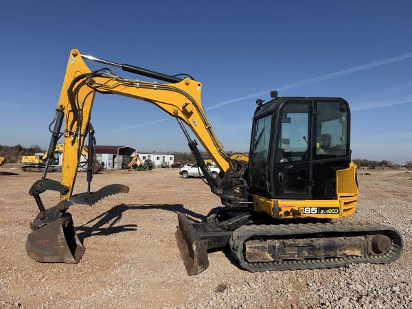 Caterpillar JCB, dovoz USA — foto 2 z 12