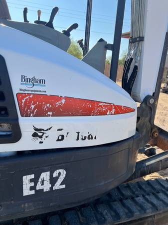 Bobcat EXCAVATOR, dovoz USA — foto 2 z 2