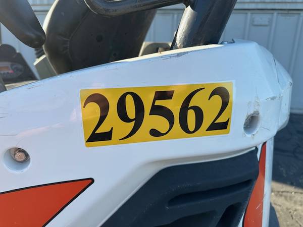 Bobcat E32I, dovoz USA — foto 7 z 7