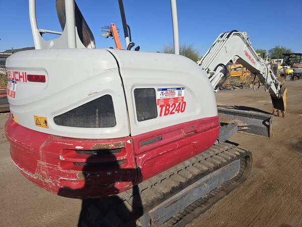 Takeuchi TB, dovoz USA — foto 3 z 7
