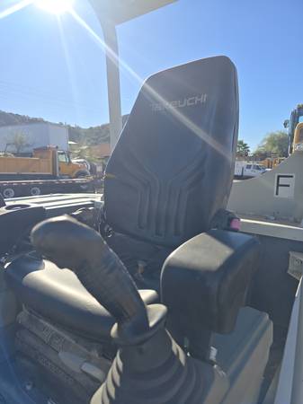 Takeuchi TB, dovoz USA — foto 5 z 7