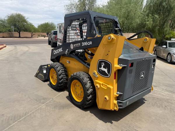 John Deere 316GR, dovoz USA — foto 3 z 9
