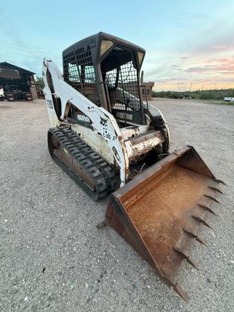 Bobcat TRACKED, zlatá, dovoz USA — foto 7 z 12