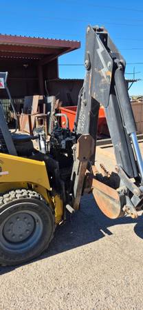 Case SKID, dovoz USA — foto 3 z 7