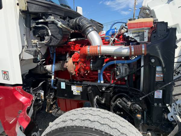 Caterpillar PETERBILT, dovoz USA — foto 9 z 12