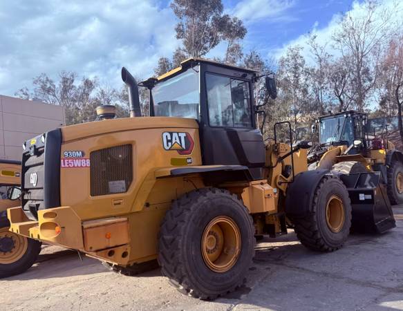 Caterpillar MINT, dovoz USA — foto 2 z 9
