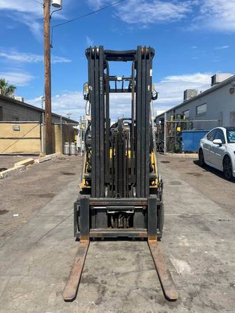 Caterpillar C5000, dovoz USA — foto 2 z 9