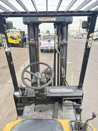 Yale GLC050, dovoz USA — foto 5 z 8