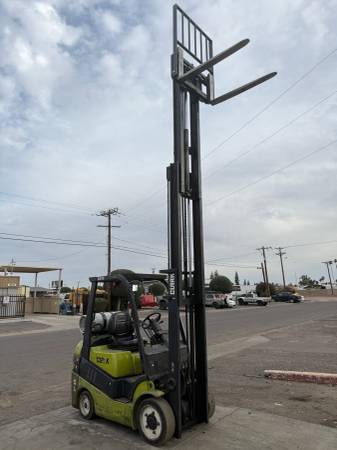 2012 CLARK, dovoz USA — foto 6 z 8