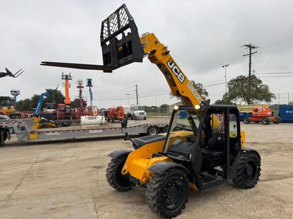 JCB TELEHANDLER, dovoz USA — foto 1 | AMECAR JCB TELEHANDLER, dovoz USA — foto 1