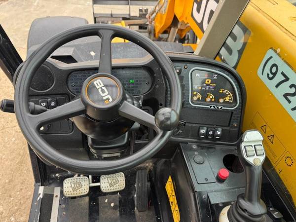 JCB TELEHANDLER, dovoz USA — foto 4 z 6