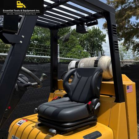 Caterpillar, dovoz USA — foto 10 z 12