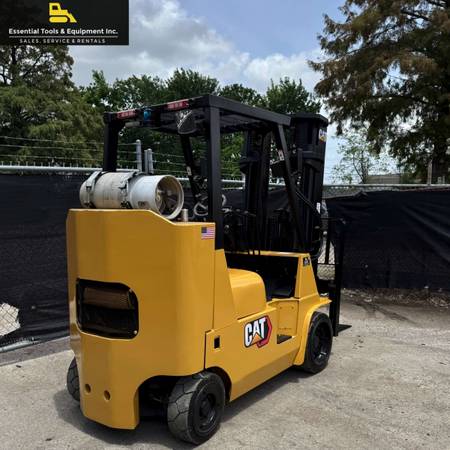 Caterpillar, dovoz USA — foto 6 z 12