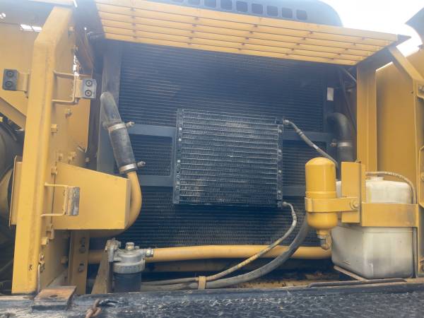 Caterpillar 330BL, dovoz USA — foto 7 z 12