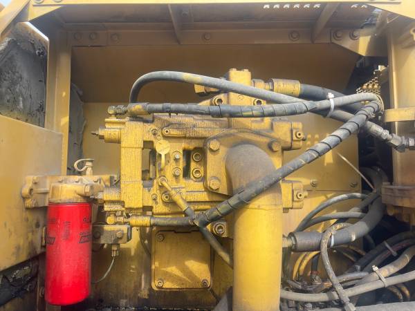 Caterpillar 330BL, dovoz USA — foto 8 z 12