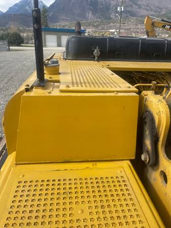 Caterpillar 330BL, dovoz USA — foto 9 z 12