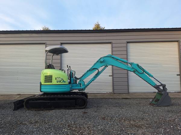 Yanmar VIO30, dovoz USA — foto 2 z 9