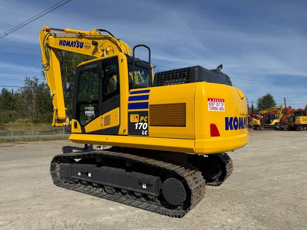 Caterpillar, dovoz USA — foto 2 z 4