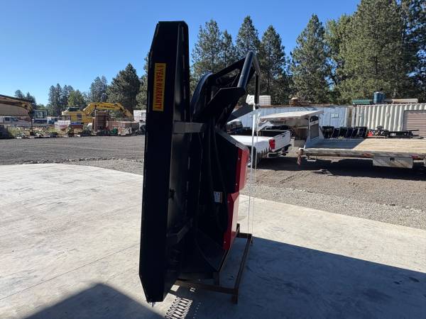 Caterpillar, dovoz USA — foto 3 z 7