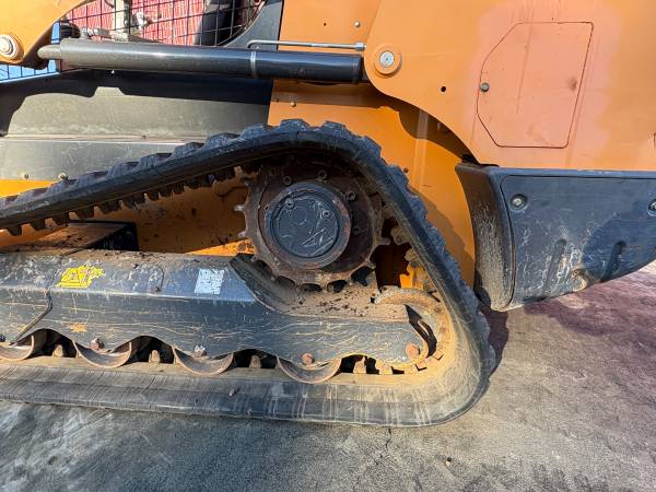 Caterpillar CASE, dovoz USA — foto 8 z 12