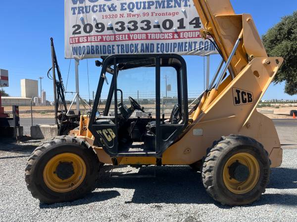 Caterpillar JCB, dovoz USA — foto 2 z 4