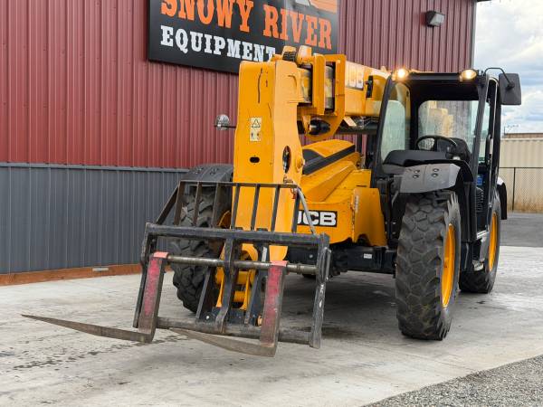 Caterpillar JCB, dovoz USA — foto 2 z 11