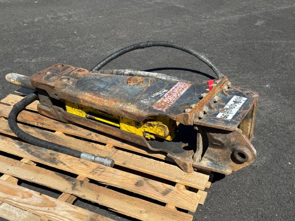 Caterpillar MINI, dovoz USA — foto 4 z 6