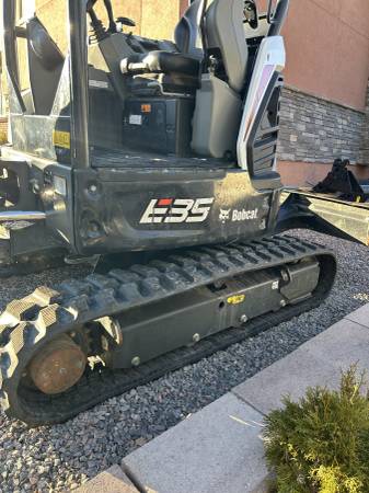 Bobcat E35, dovoz USA — foto 9 z 11