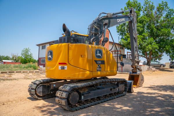John Deere 135P, dovoz USA — foto 2 z 12