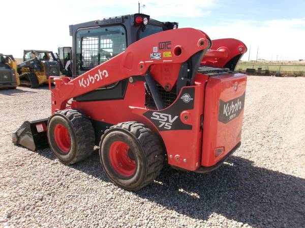 Kubota SSV75, dovoz USA — foto 3 z 12
