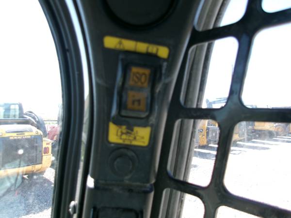 Case BOBCAT, dovoz USA — foto 11 z 12