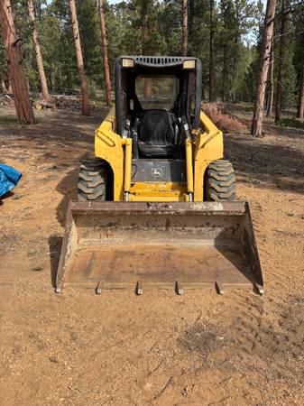 John Deere 250, dovoz USA — foto 2 z 4