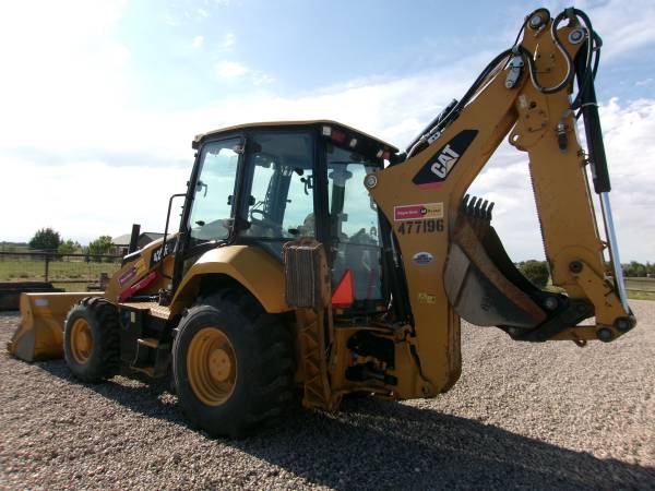 Caterpillar 420F2, dovoz USA — foto 2 z 12
