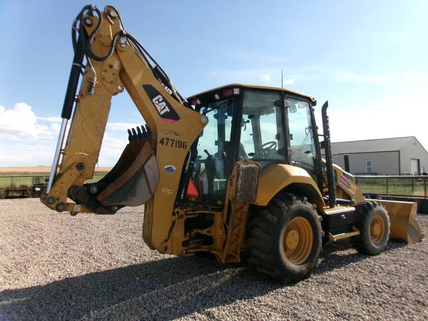 Caterpillar 420F2, dovoz USA — foto 3 z 12