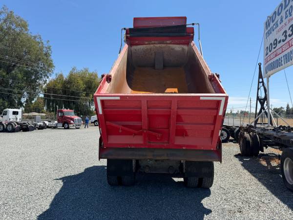 Caterpillar PETERBILT, dovoz USA — foto 3 z 12