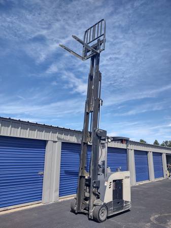 FORKLIFT, dovoz USA — foto 5 z 12