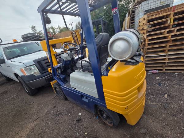 2012 FORKLIFT, dovoz USA — foto 5 z 9