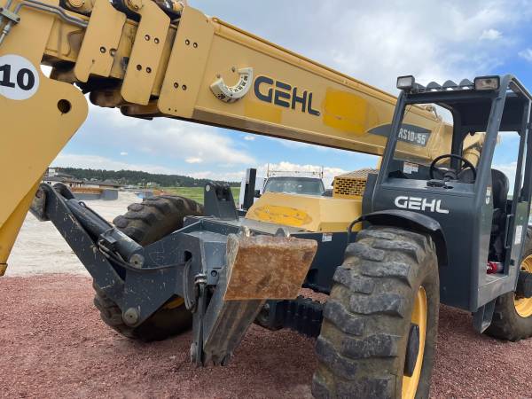TELEHANDLER, dovoz USA — foto 2 z 6