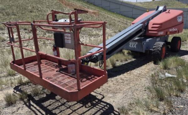 Caterpillar SKYJACK, dovoz USA — foto 2 z 4